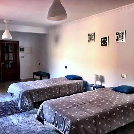 הוילה קנדלריה Casa Amarilla Junto Al Mar מראה חיצוני תמונה