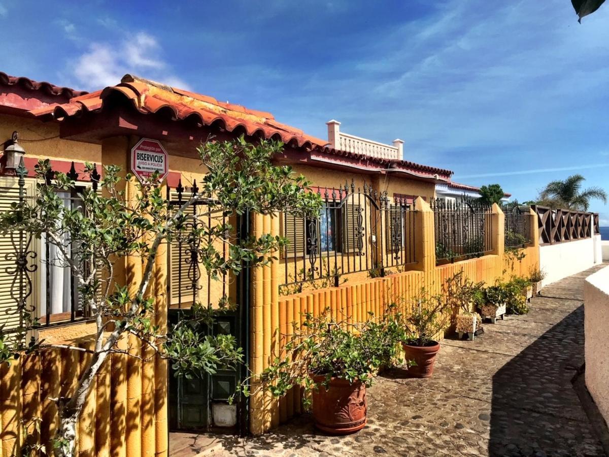 הוילה קנדלריה Casa Amarilla Junto Al Mar מראה חיצוני תמונה