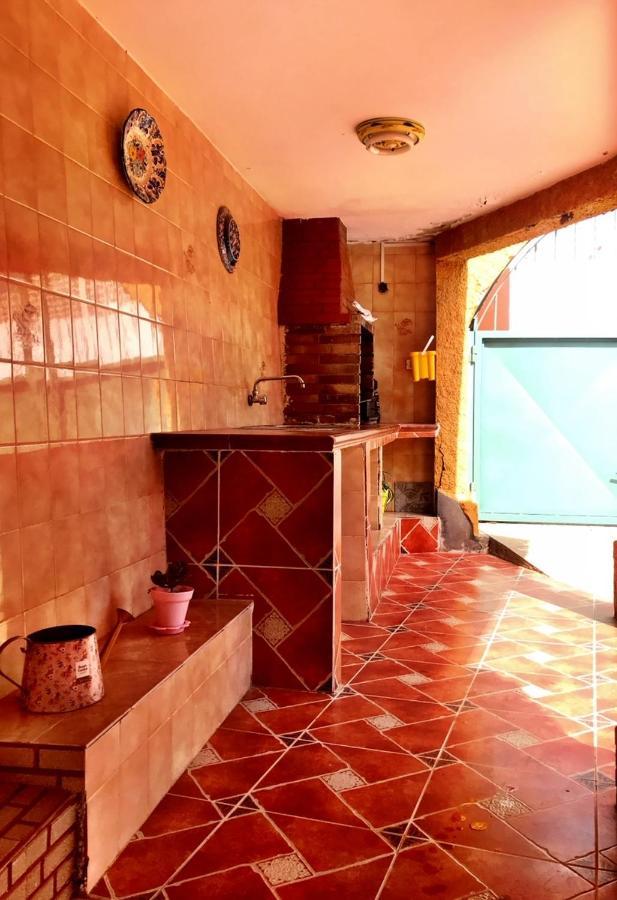 הוילה קנדלריה Casa Amarilla Junto Al Mar מראה חיצוני תמונה